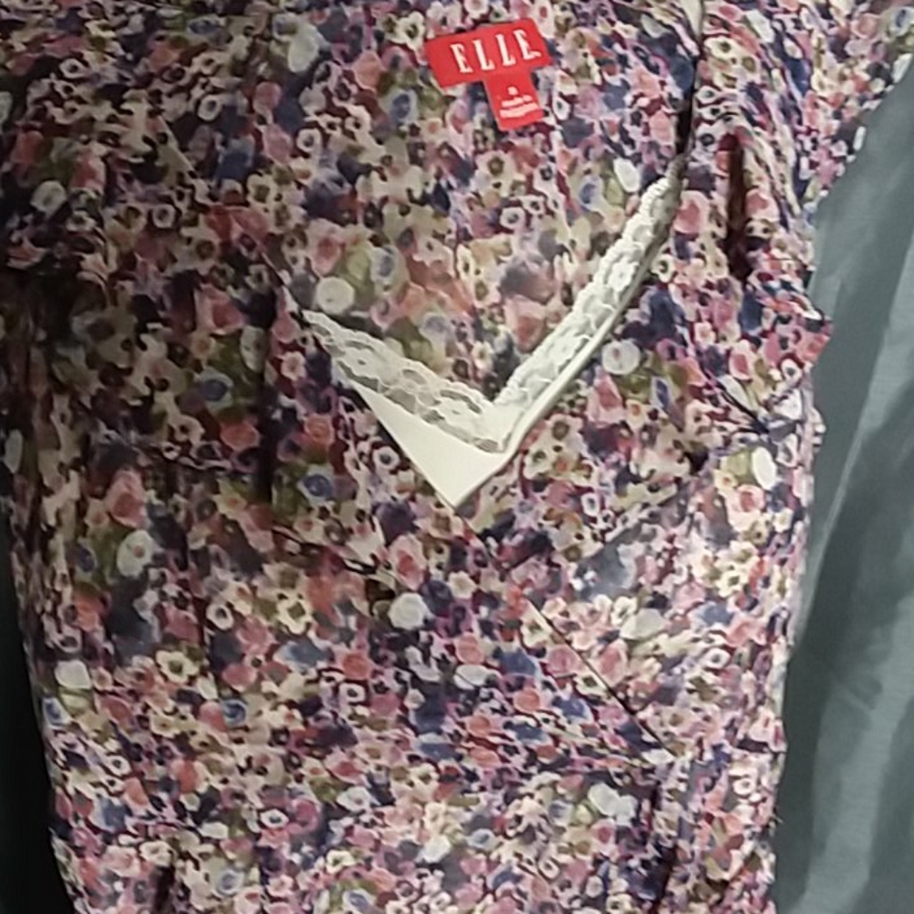 dress - Picture 1 of 4